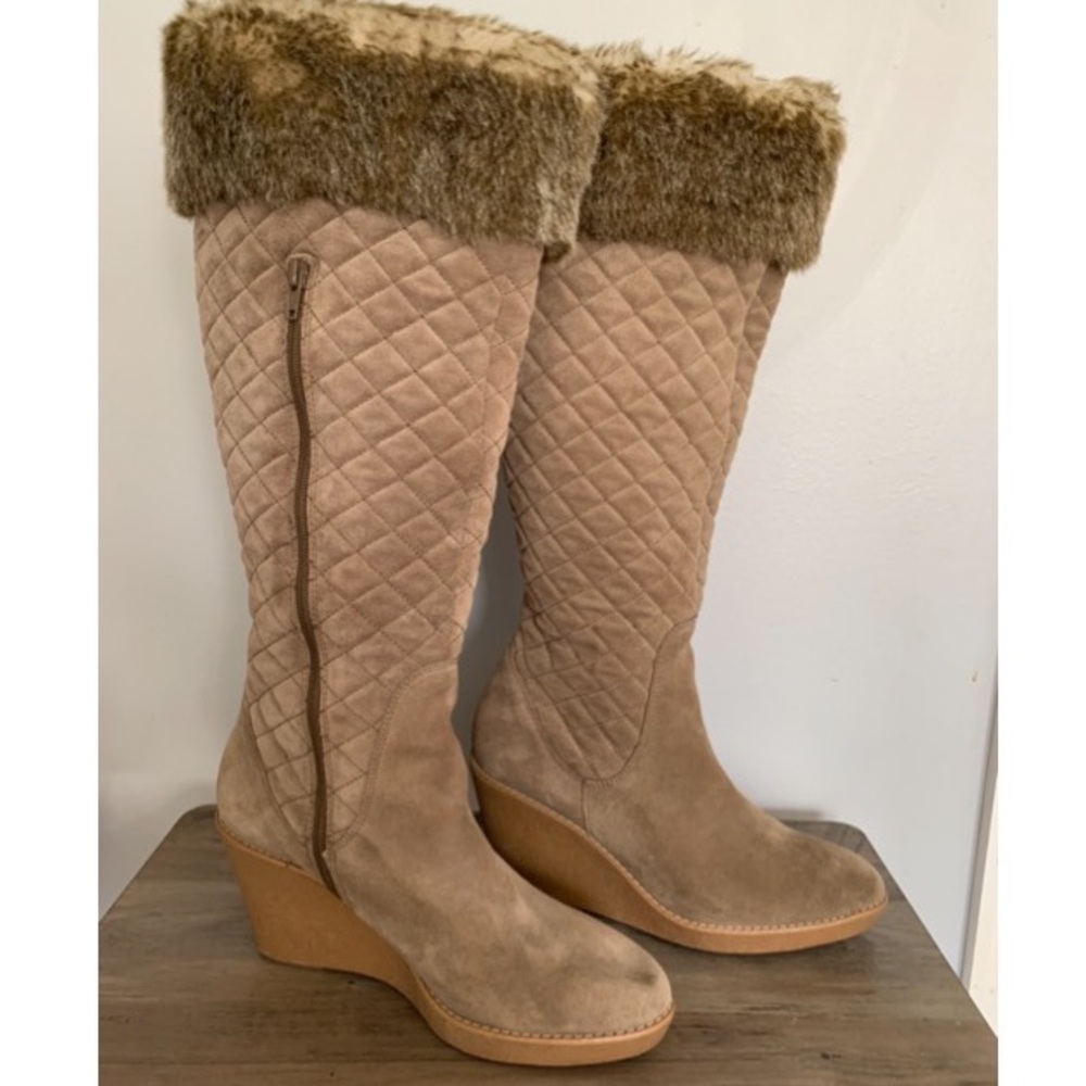 Gorgeous tall tan boots